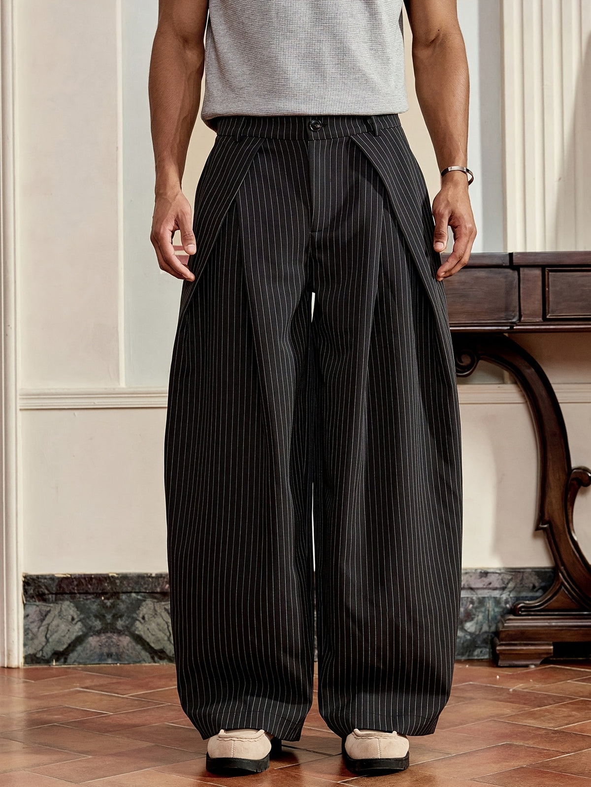 KZZ Men's striped stylish and comfortable casual trousers