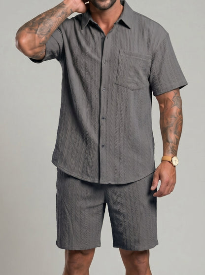 KZZ Five-quarter sleeve cardigan and shorts