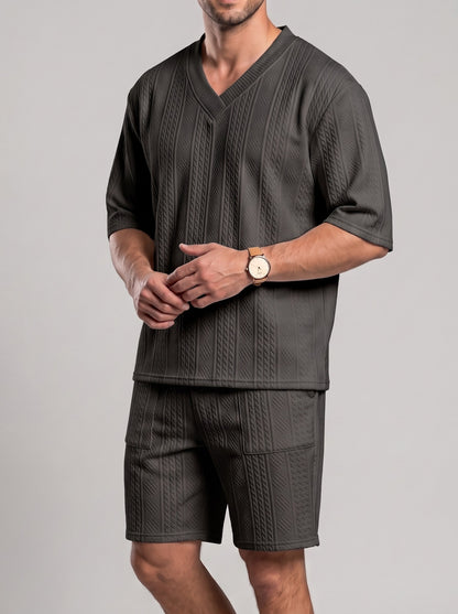 KZZ V-neck short-sleeve T-shirt and shorts