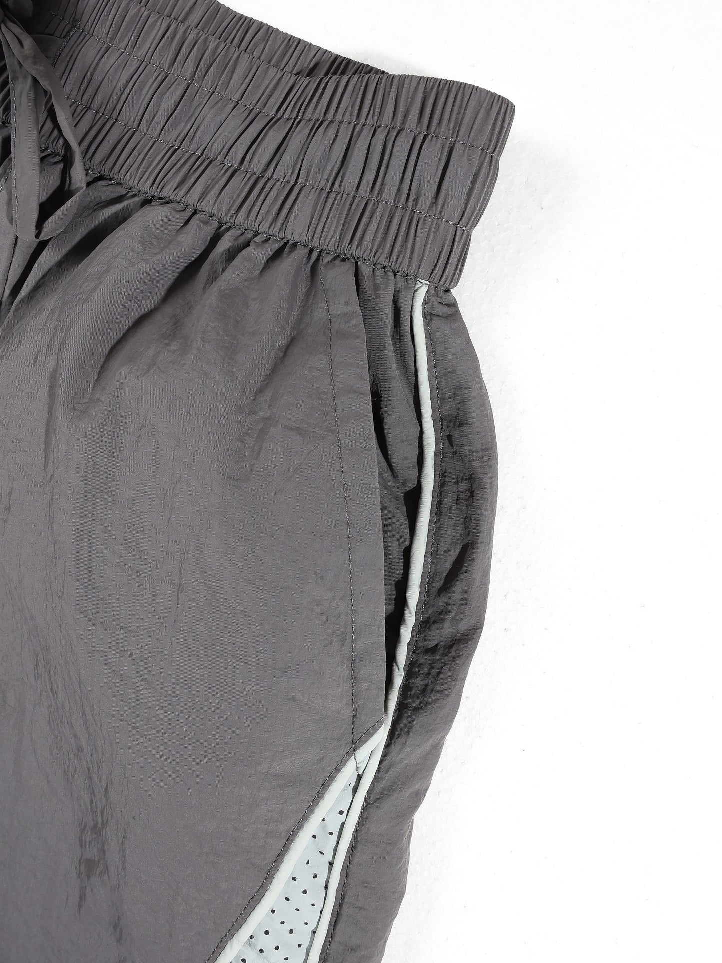 KZZ Retro color-block shorts