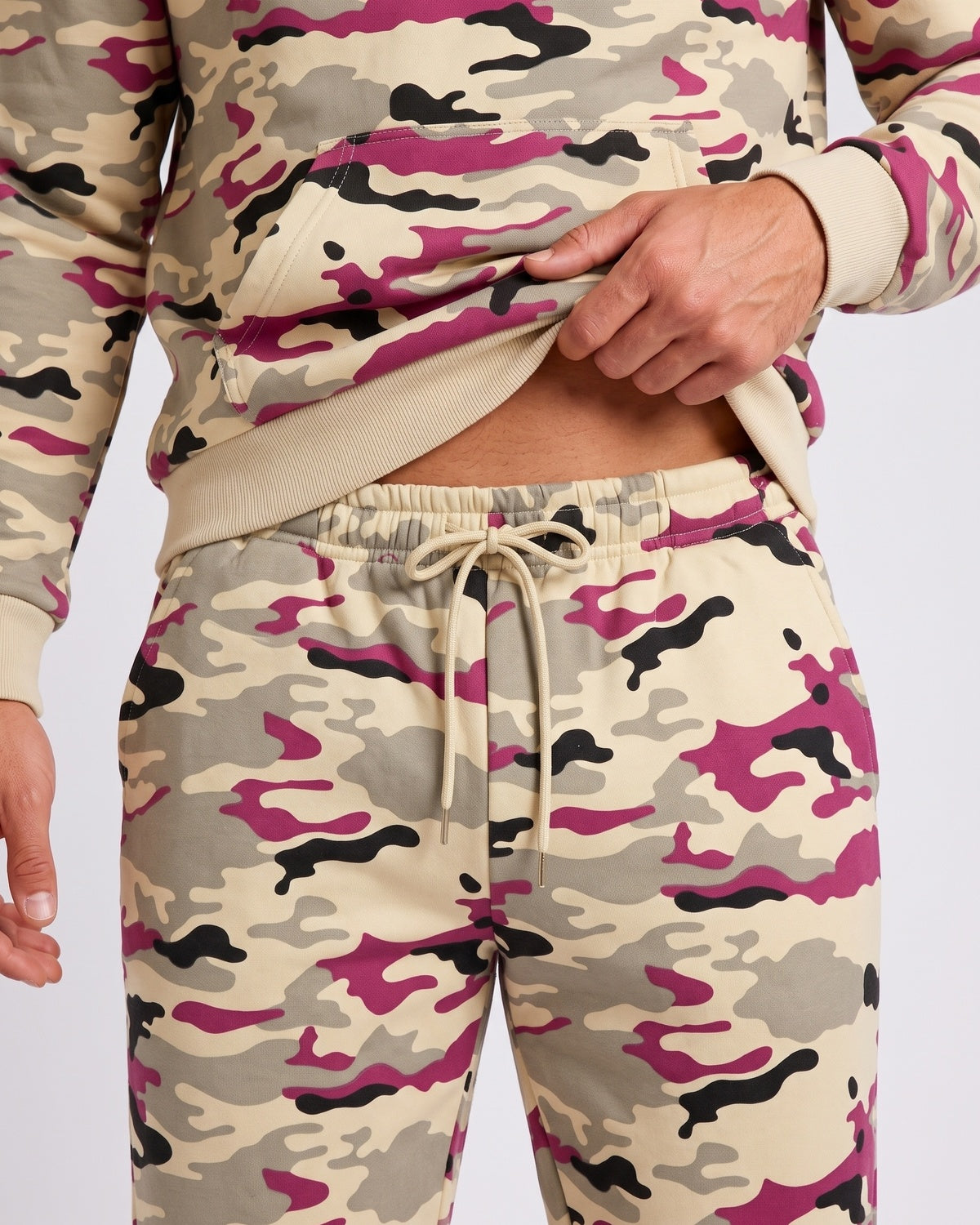 KZZ Men's casual camouflage suit with hood and drawstring design