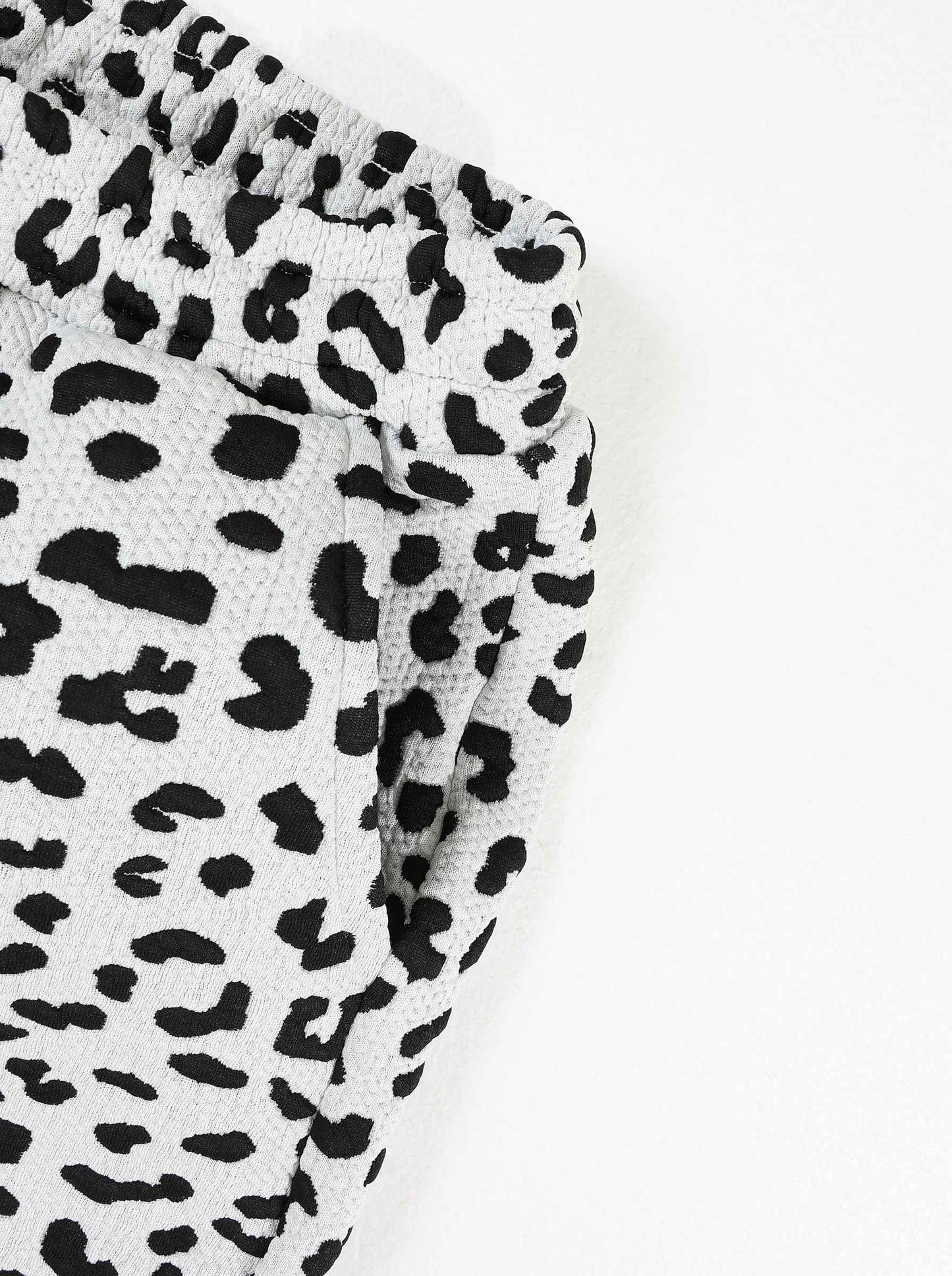 KZZ Men's Leopard Print Two-Piece Set