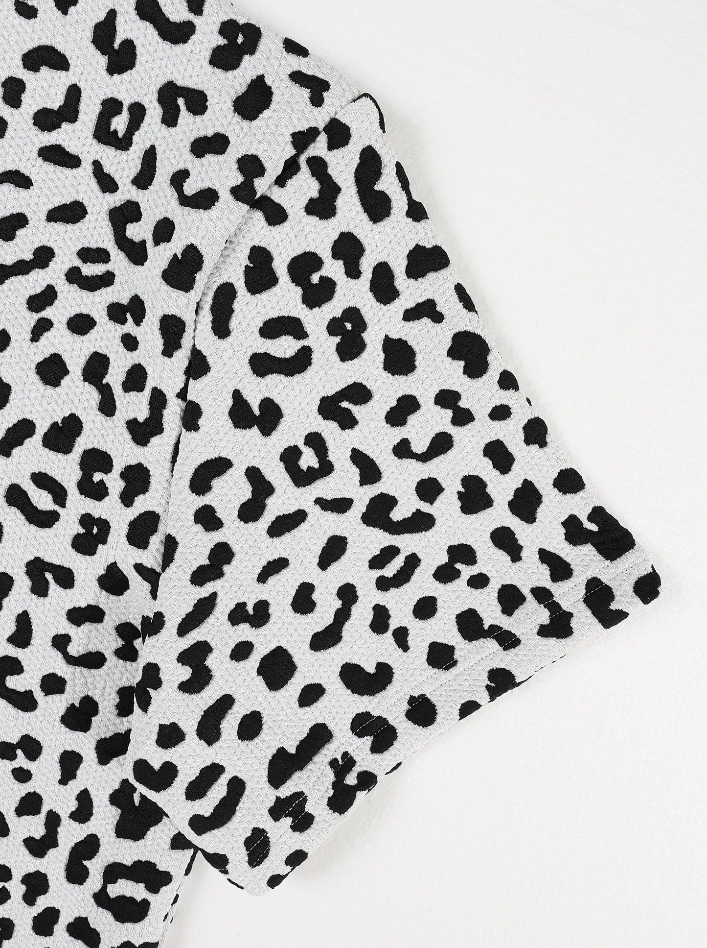 KZZ Men's Leopard Print Two-Piece Set
